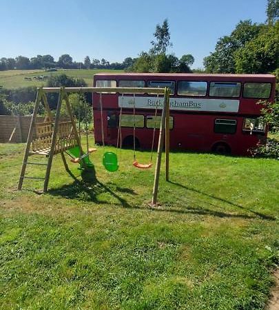 Insolite Bus Anglais Le Buckinghambus Saint-Philbert-sur-Risle Bagian luar foto